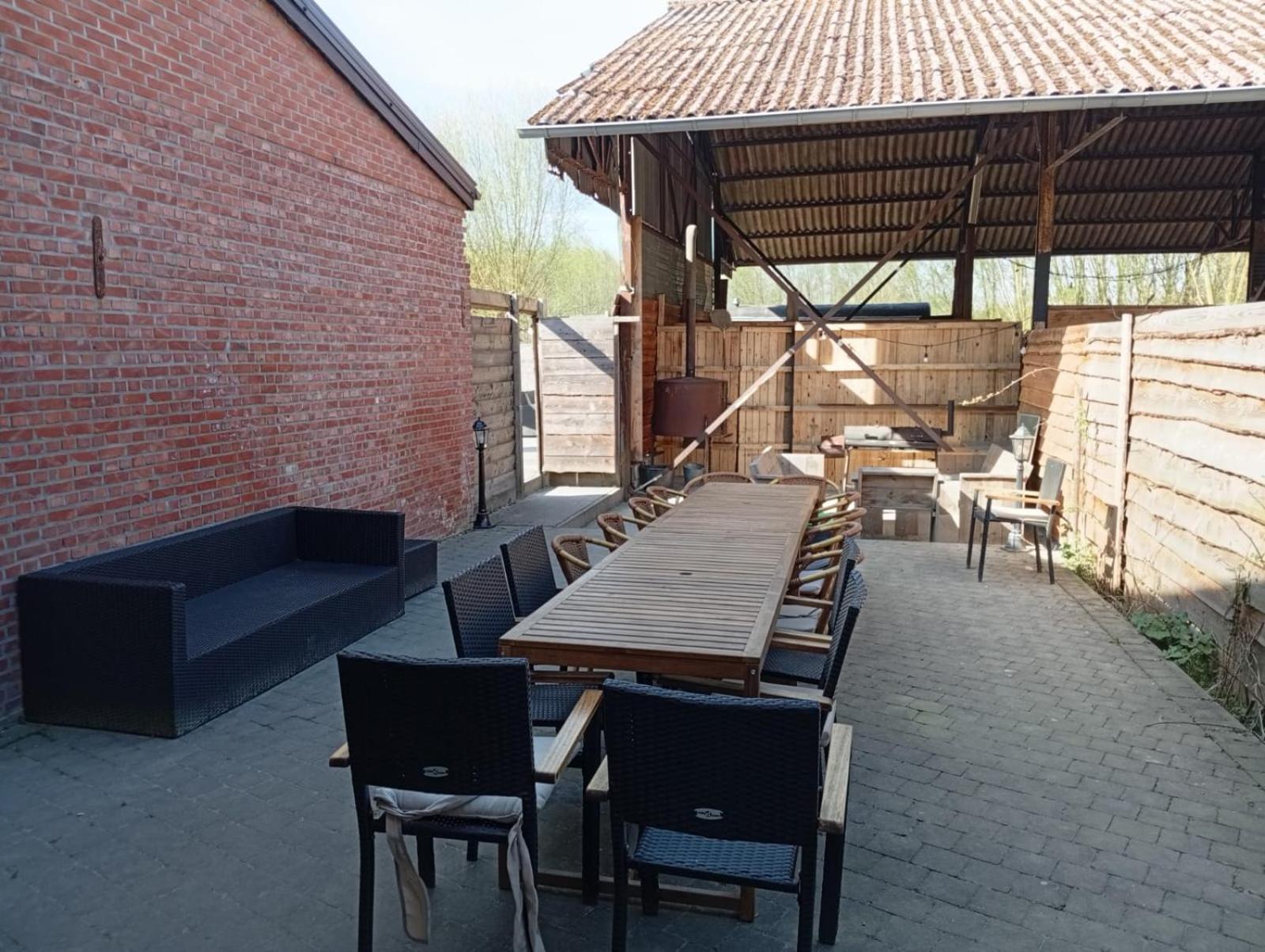De Smishoeve Met Kinderpret, Dieren En Wellness Heers Exterior photo